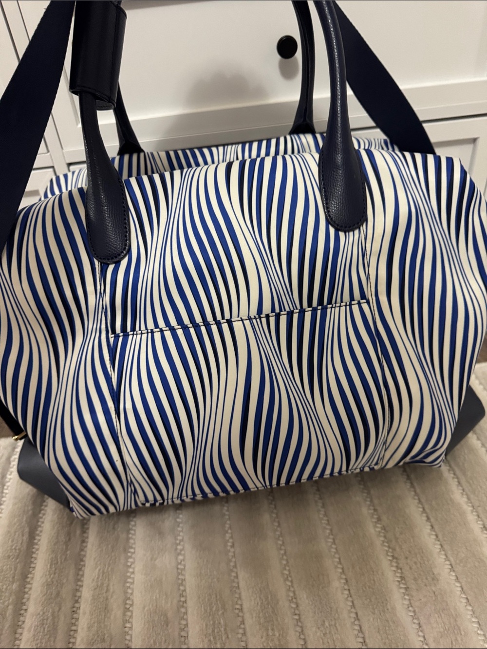 Vera Bradley Navy and White Wave-Print Weekend Tote - Picture 2 of 4